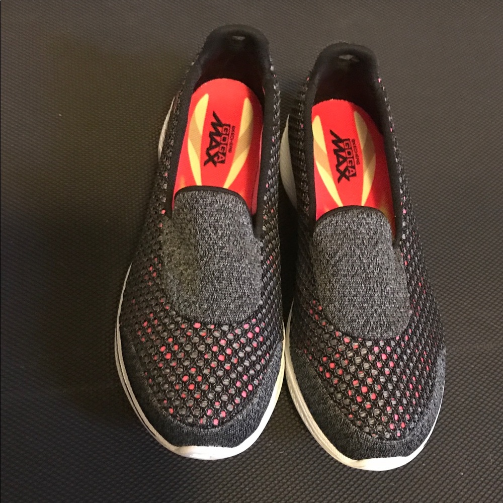 Skechers Goga Max